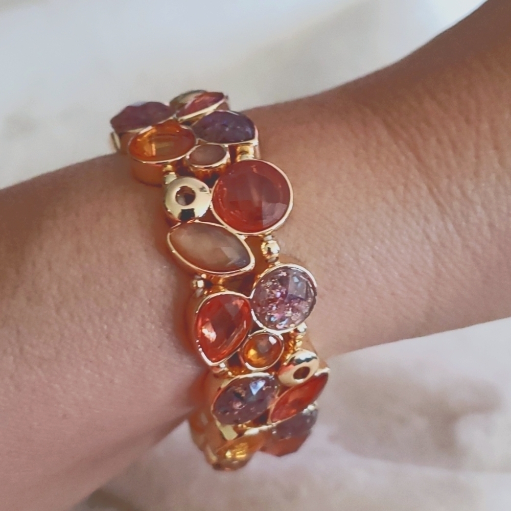 COLORFUL GEMS IN GOLDTONE STRETCH BRACELET ALL GEMS PRESENT BUNDLE AND SAVE - Picture 2 of 5